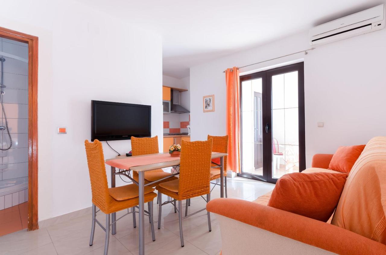Apartments Helena Lopar Dış mekan fotoğraf