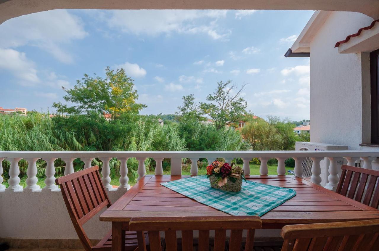 Apartments Helena Lopar Dış mekan fotoğraf