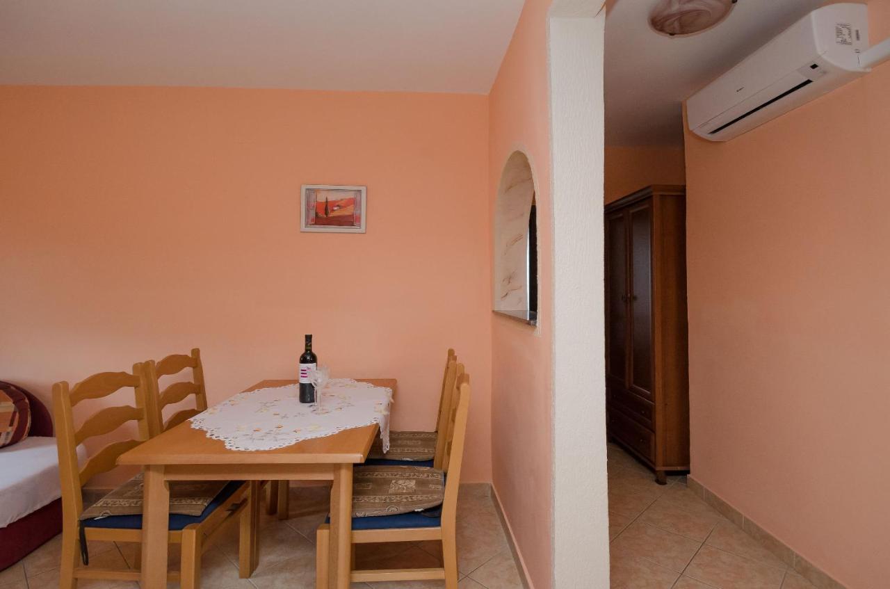 Apartments Helena Lopar Dış mekan fotoğraf