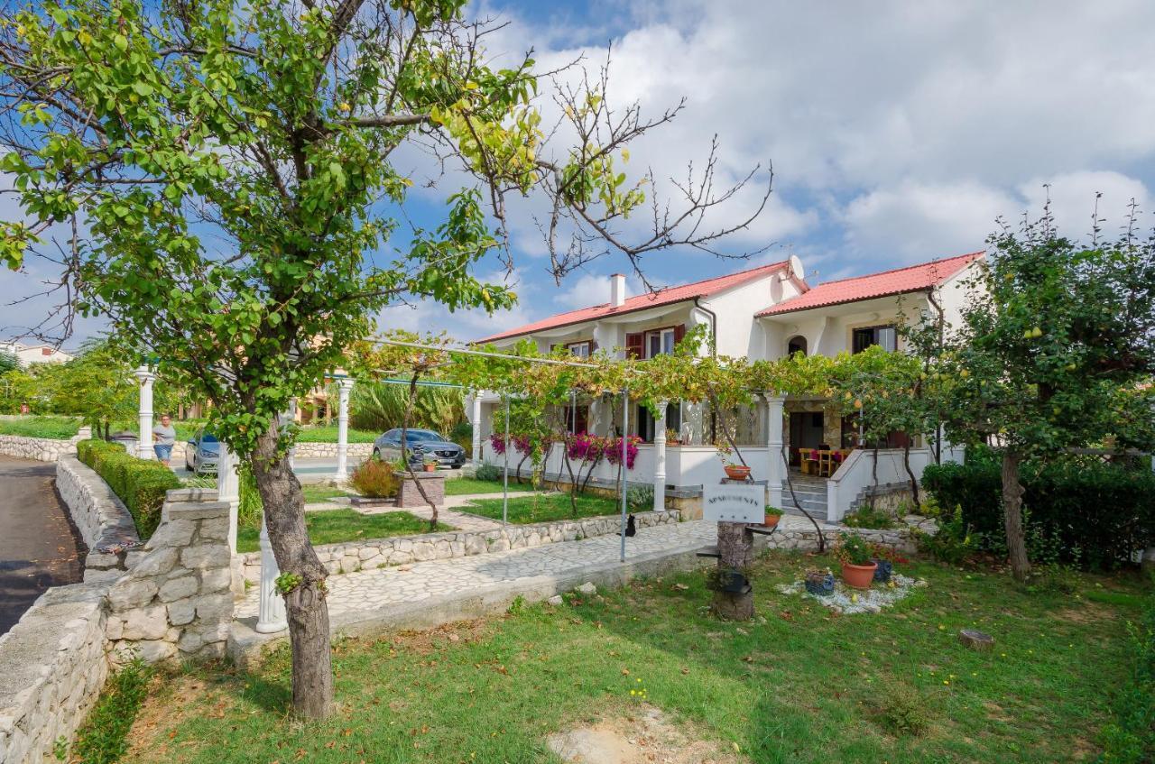 Apartments Helena Lopar Dış mekan fotoğraf